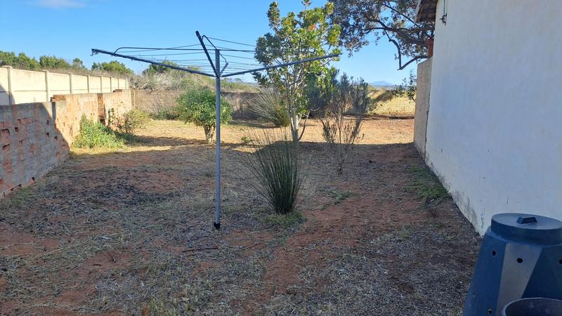 2 Bedroom Property for Sale in Stilbaai Wes Western Cape